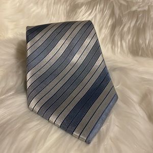 NEW ZODIAC 100% SILK TIE